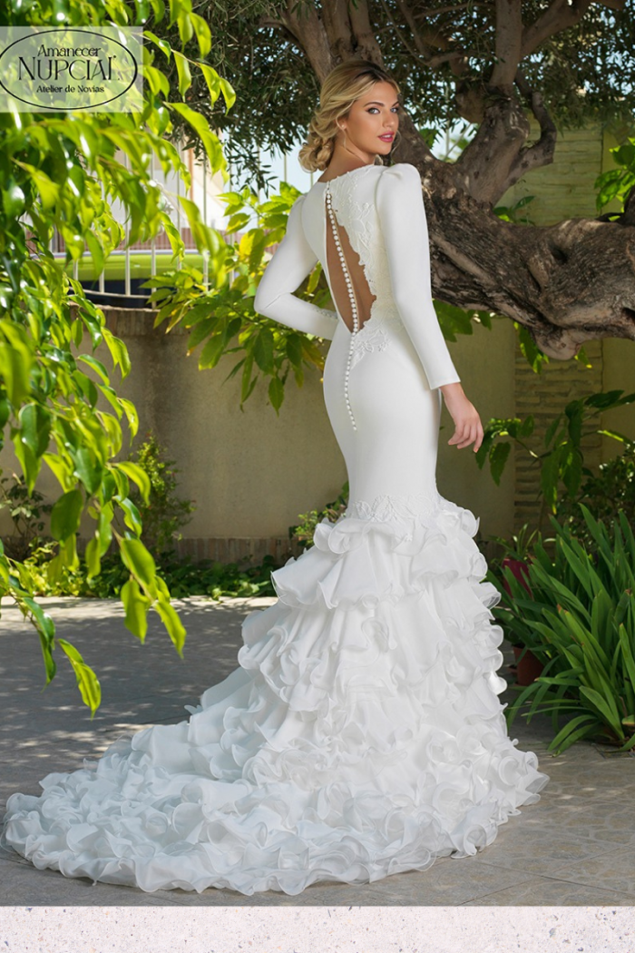 Vestido novia flamenca con detalles especiales Entrenovias