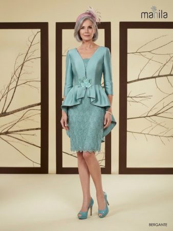 vestido y chaqueta elegante