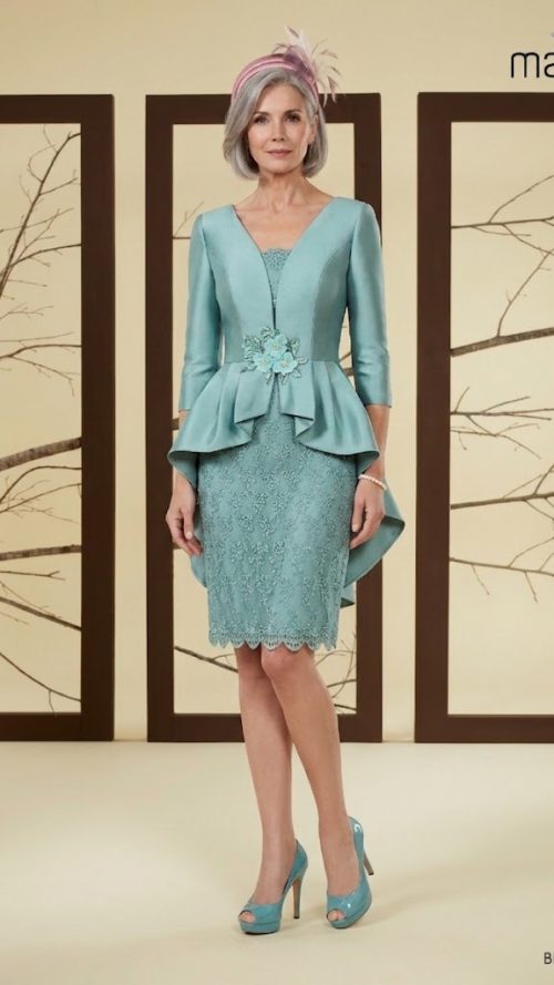 vestido y chaqueta elegante