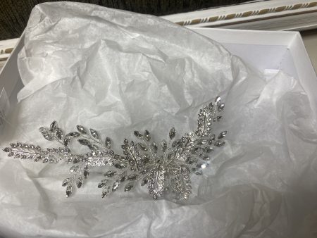 Prendido plata y cristal especial novia
