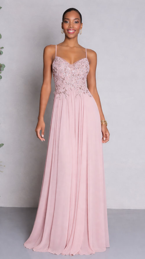 Vestido largo de invitada en gasa y pedrería.