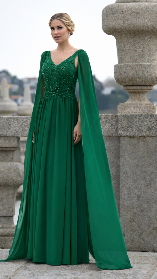 Vestido largo especial invitada en color verde.