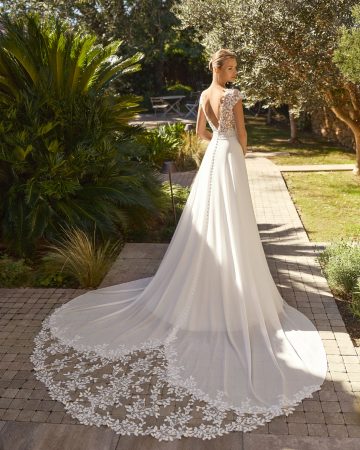 VESTIDO DE LA COLECCION ROSA CLARA