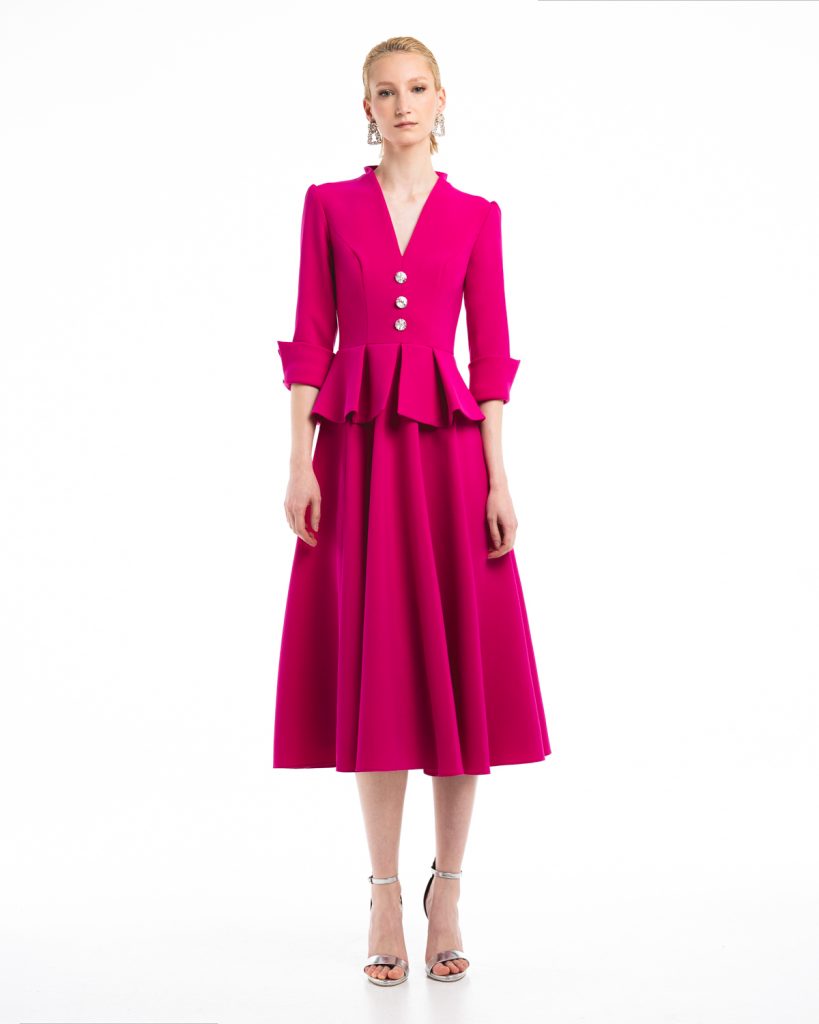 Vestido  largo Midi elegante para invitada muy especial de boda