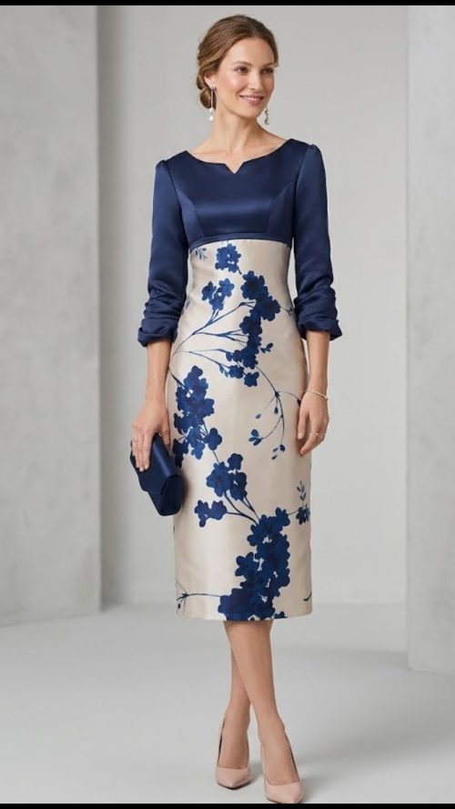 vestido Estampado de color azul de la diseñadora Esther noriega